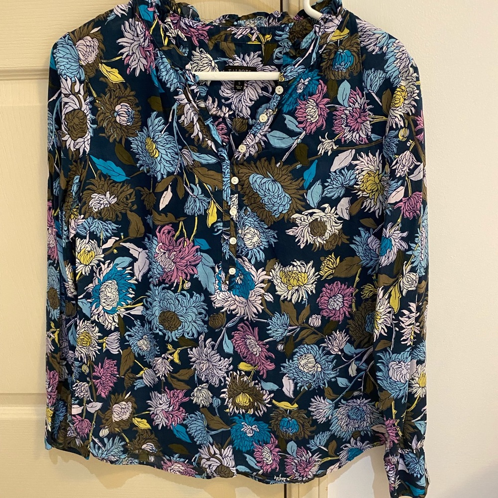 TALBOTS floral cotton button up!